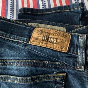 DIESEL jeans size 30  L 32